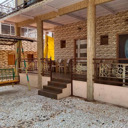 Hotel New Alpha House Matheran Exterior foto